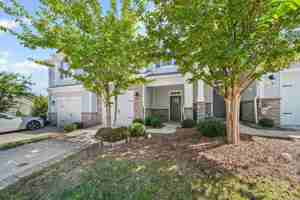 featured image of 724 Little Bluestem Dr