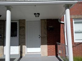 featured image of 4531 Coleridge St