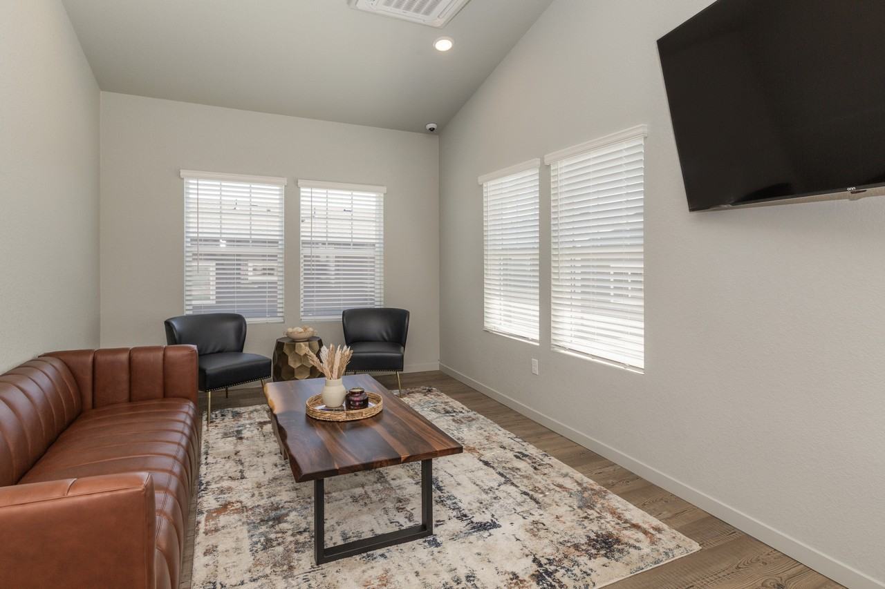 Cottages on the Boulevard - Photo 3 of 23