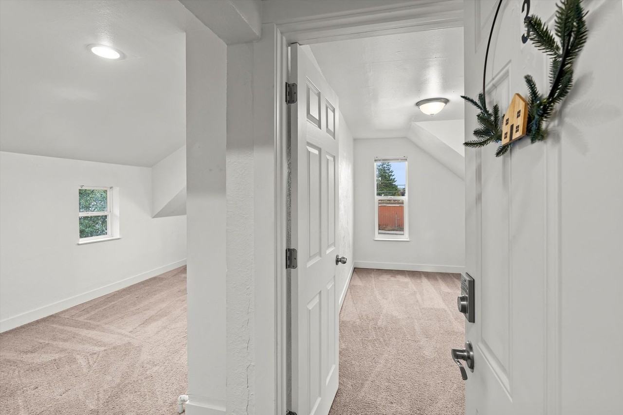 10818 Lakeview Drive #3 - Photo 3 of 12