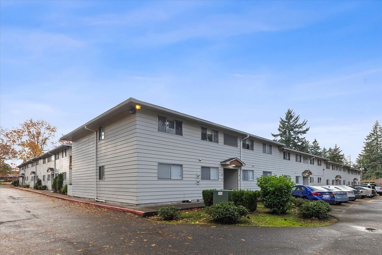 Hancock East - Photo 3 of 17