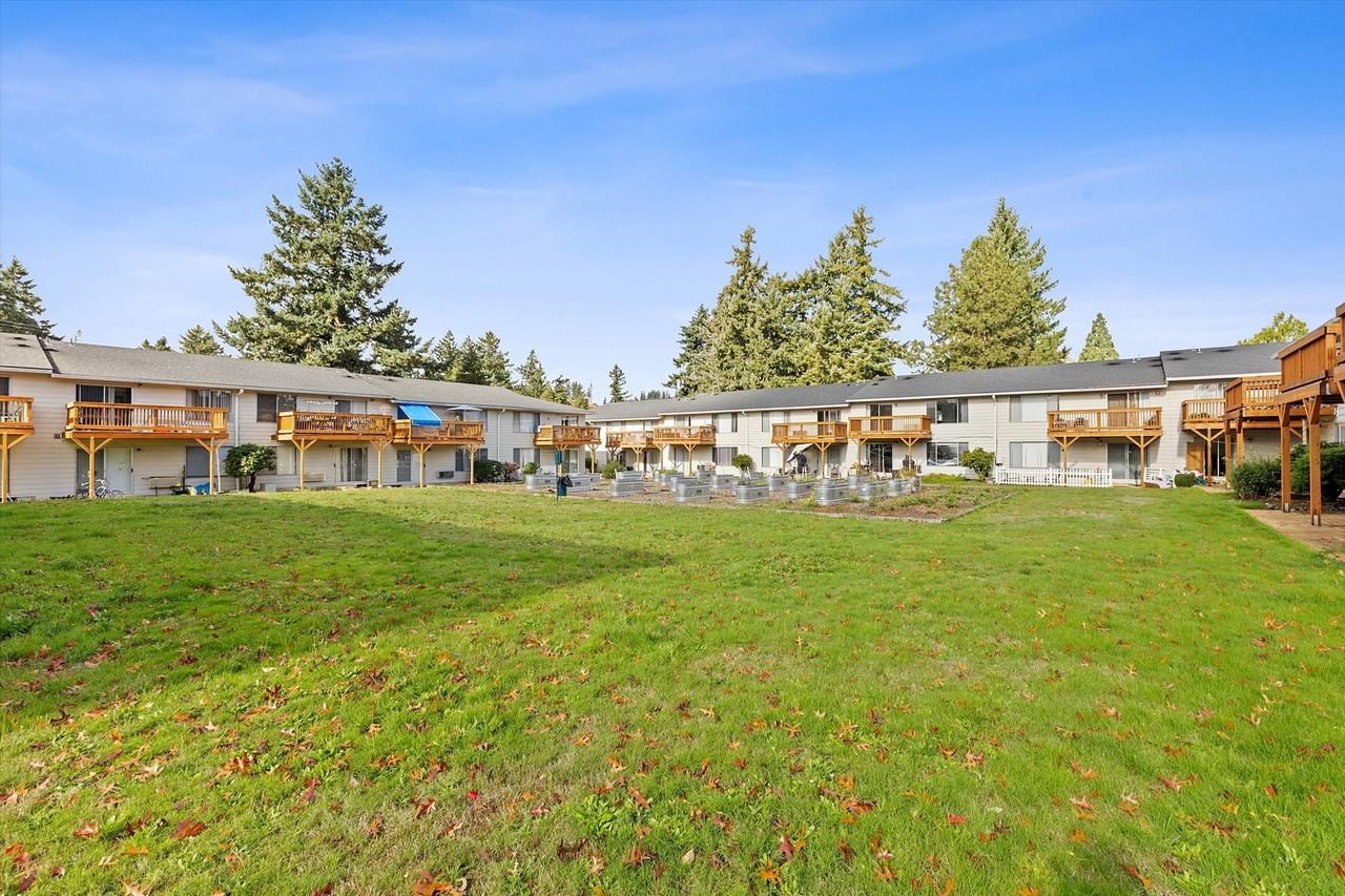 Hancock East - Photo 4 of 17