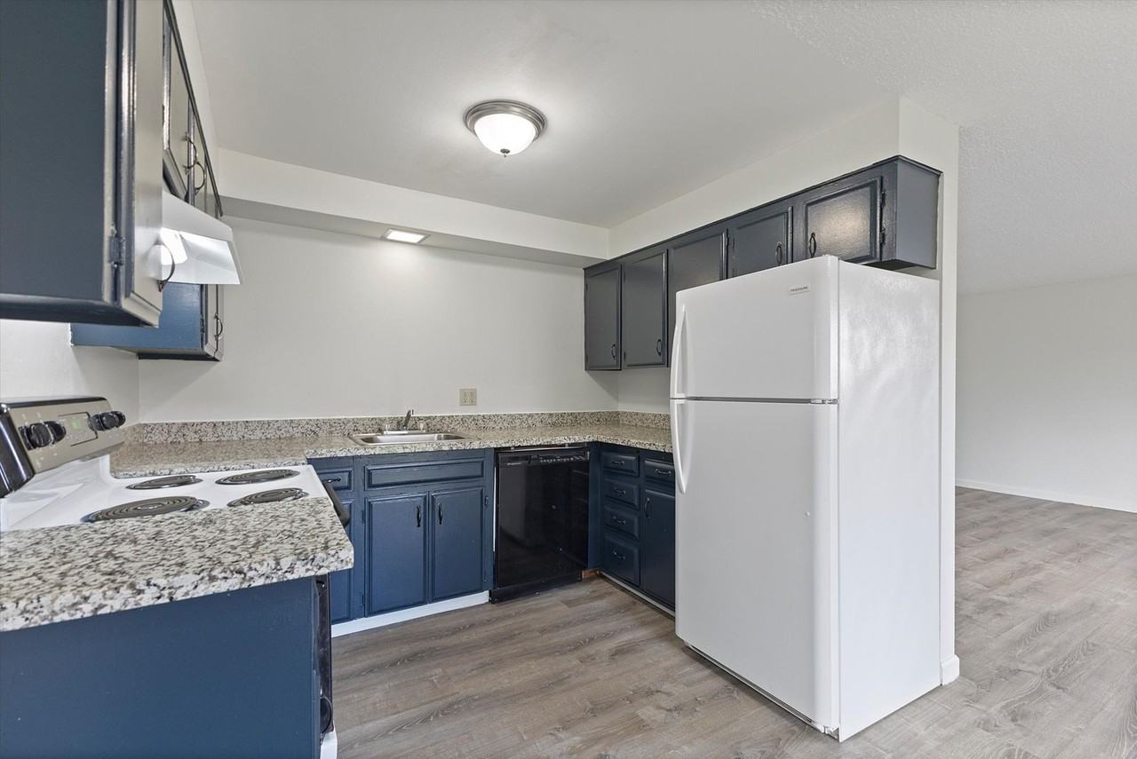 Hancock East - Photo 7 of 17