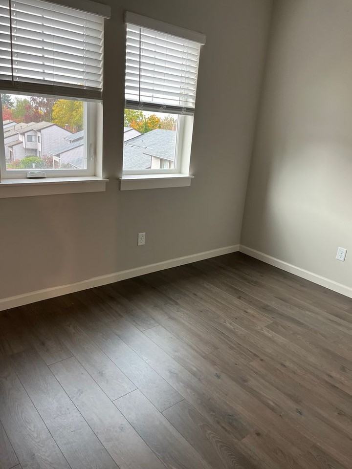 12019 Se High Creek Rd #D - Photo 5 of 10