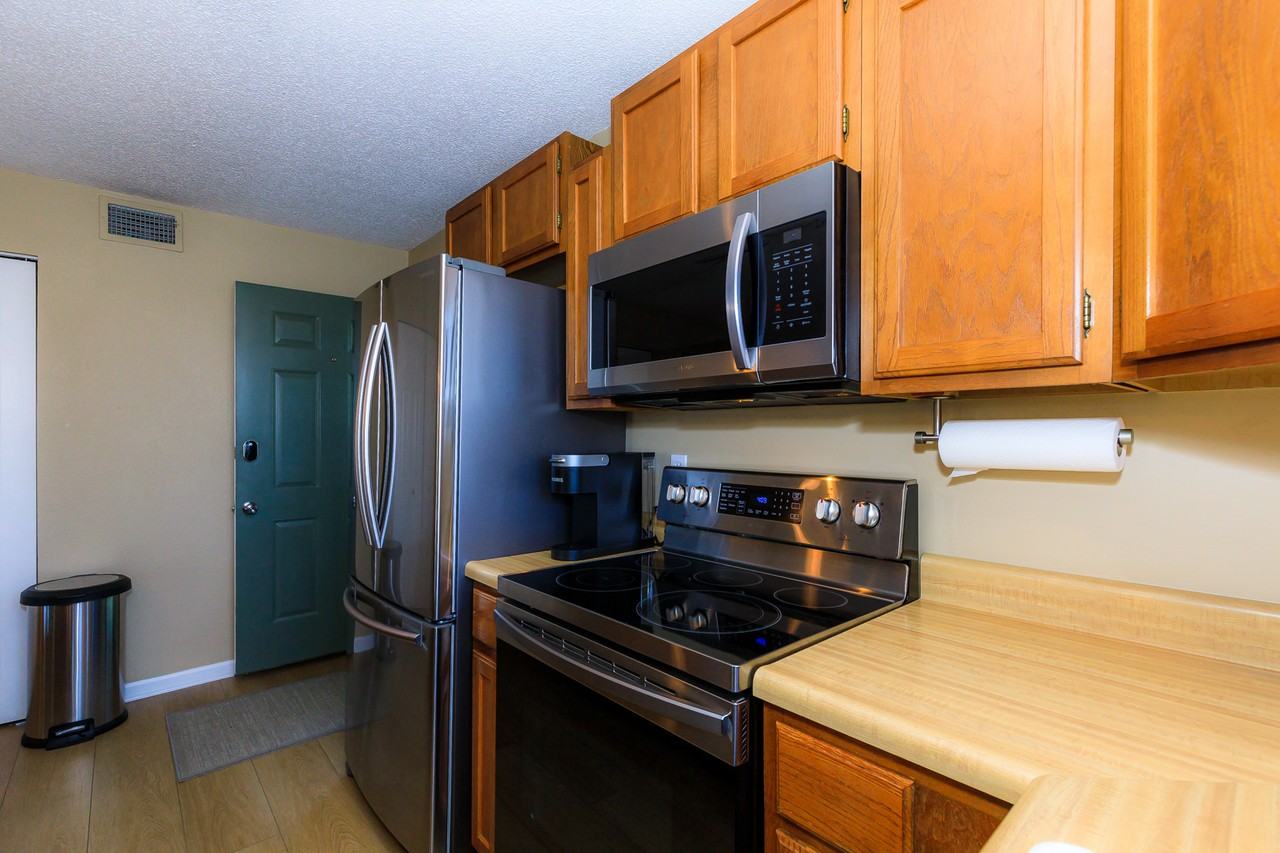 237 Sws Dr #2A - Photo 2 of 50