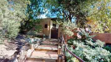 featured image of 948 Los Lovatos Rd #NA