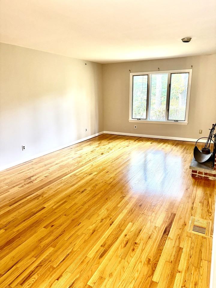 19 Ox Ridge Rd #1 - Photo 2 of 9