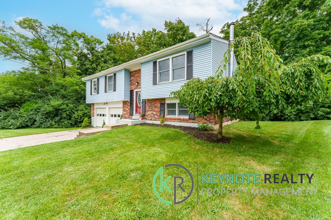 1467 Hazelgrove Dr #NA - Photo 2 of 24