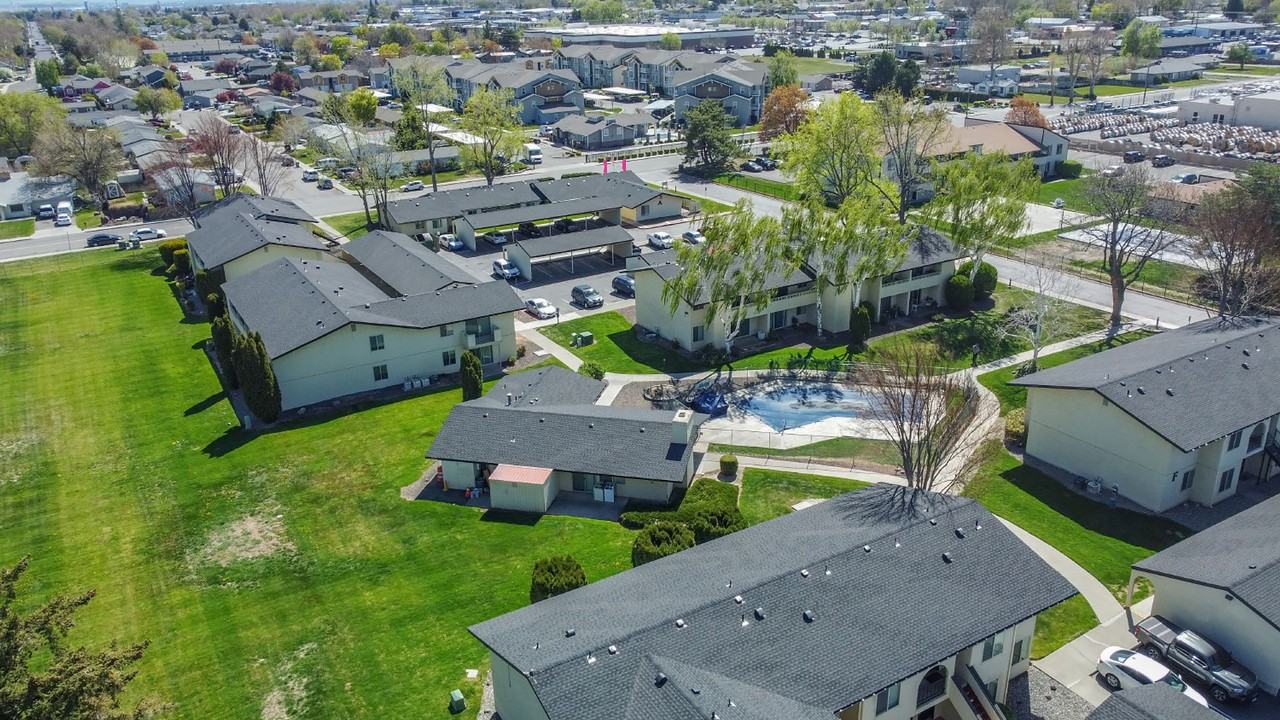 Pepper Tree Village Apartments - Photo 2 of 20