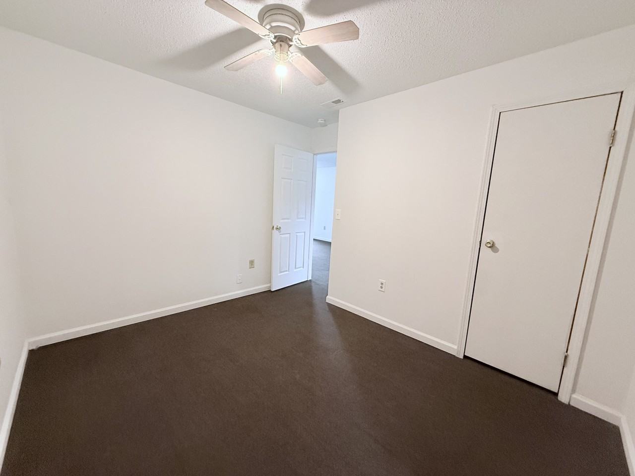 4663 Missouri #4 - Photo 2 of 13