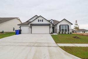 featured image of 3112 S Redwood Ave