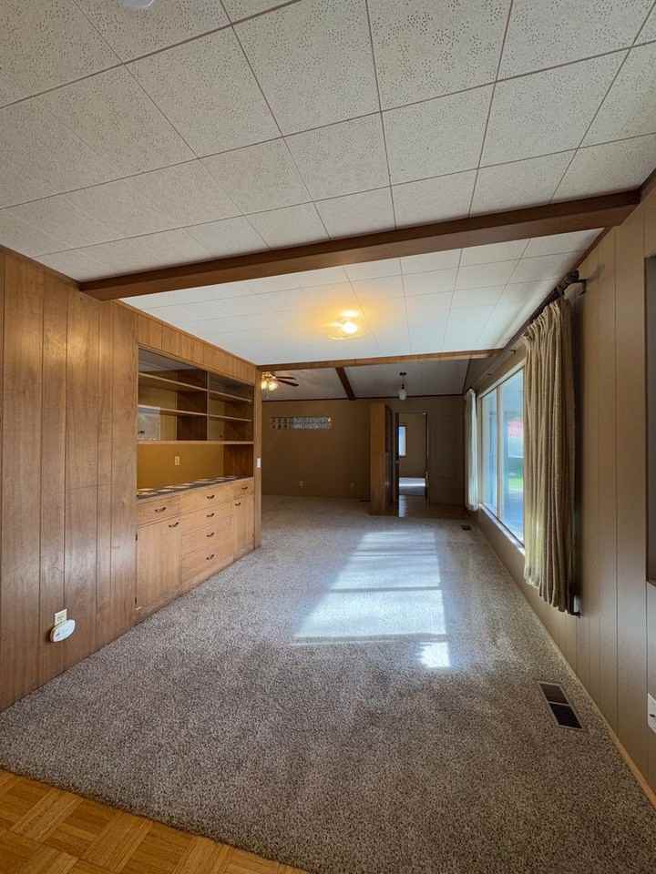 1001 N Brooklane St - Photo 6 of 50