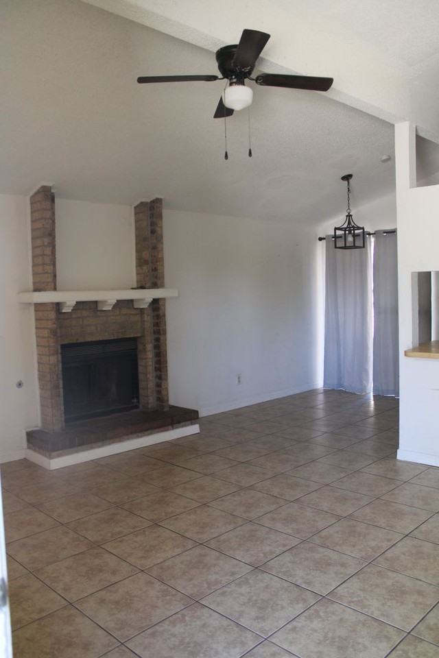1582 Diego Rivera Dr - Photo 2 of 18