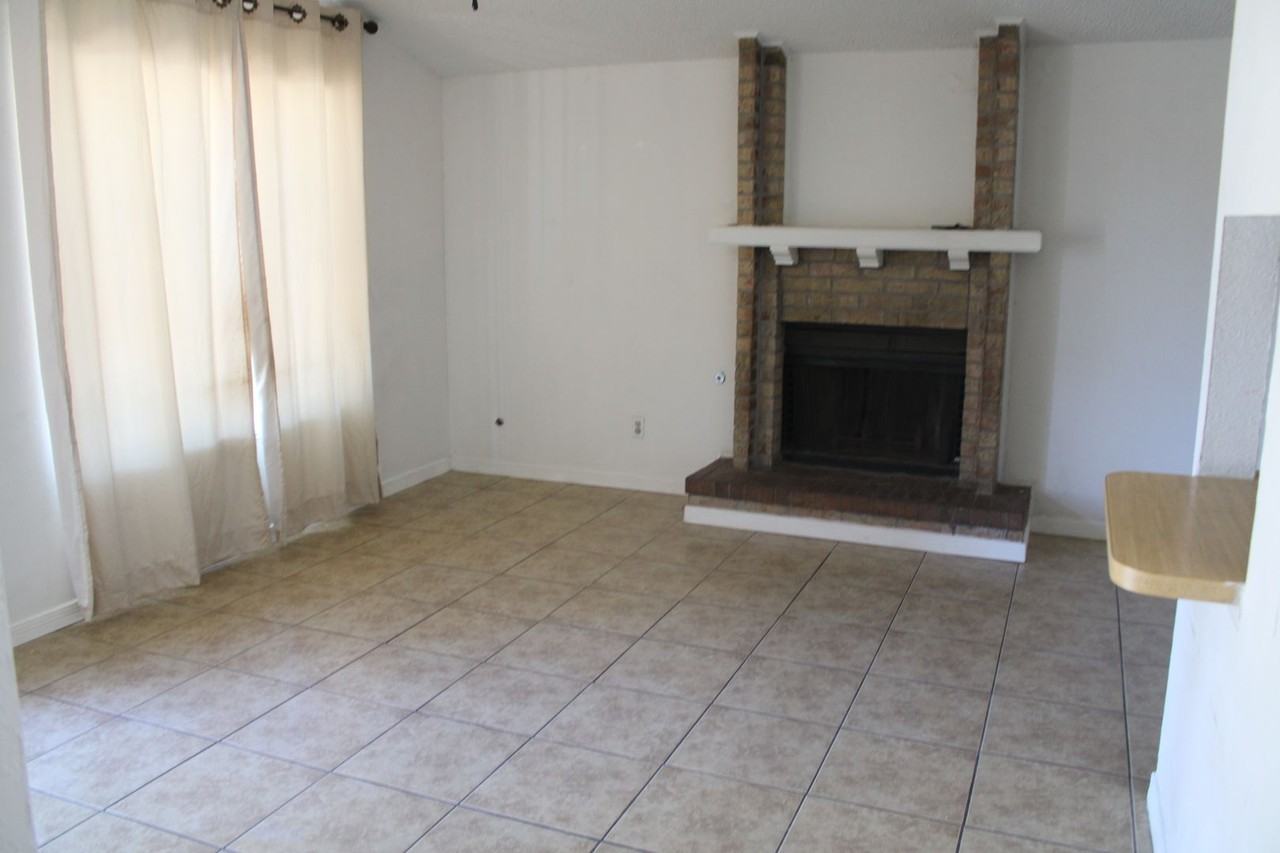 1582 Diego Rivera Dr - Photo 3 of 18