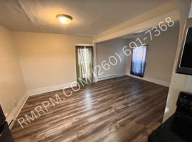 featured image of 336 E Franklin St #C