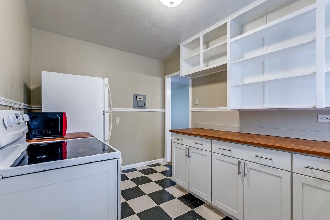 229 229 Natalen - 1 #1 - Photo 7 of 25