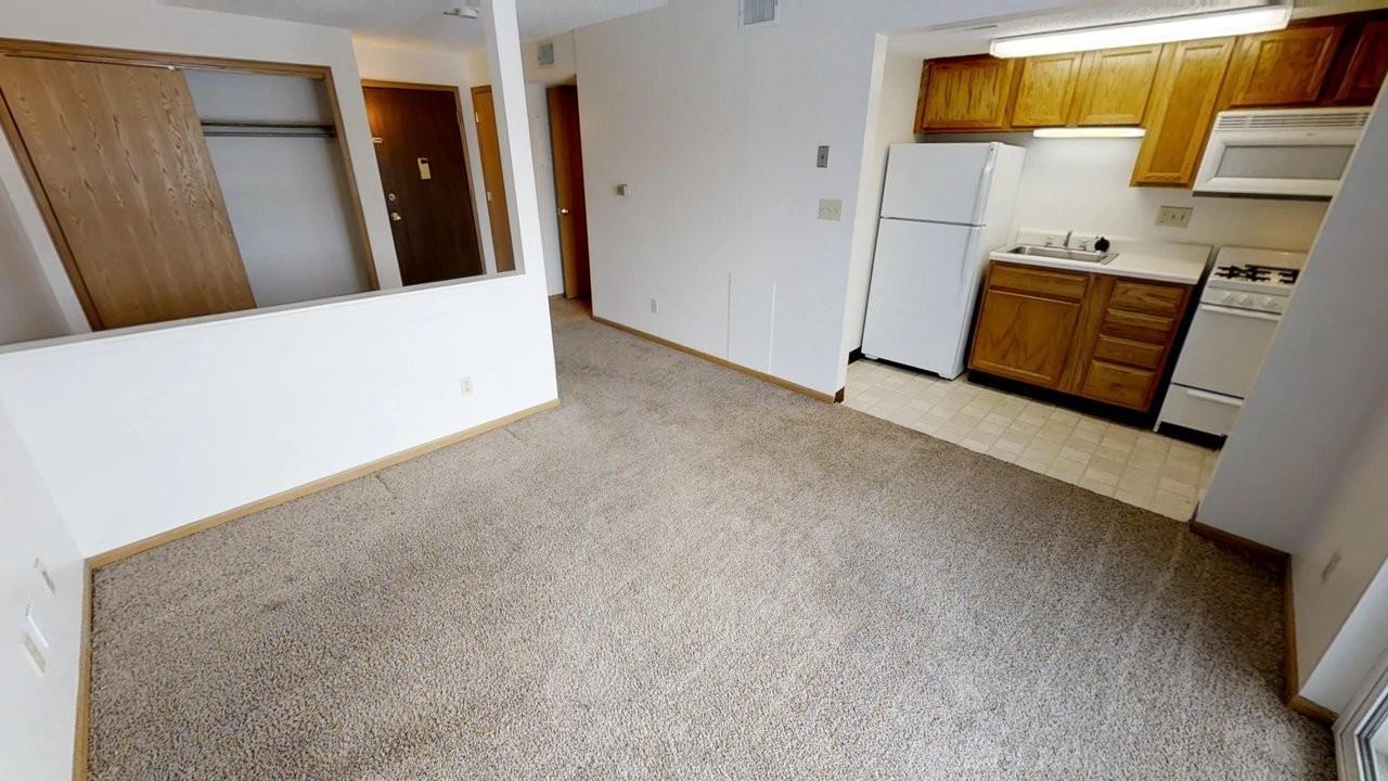 4915 Todd - Photo 2 of 6