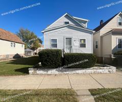 featured image of 4855 White Oak Ave