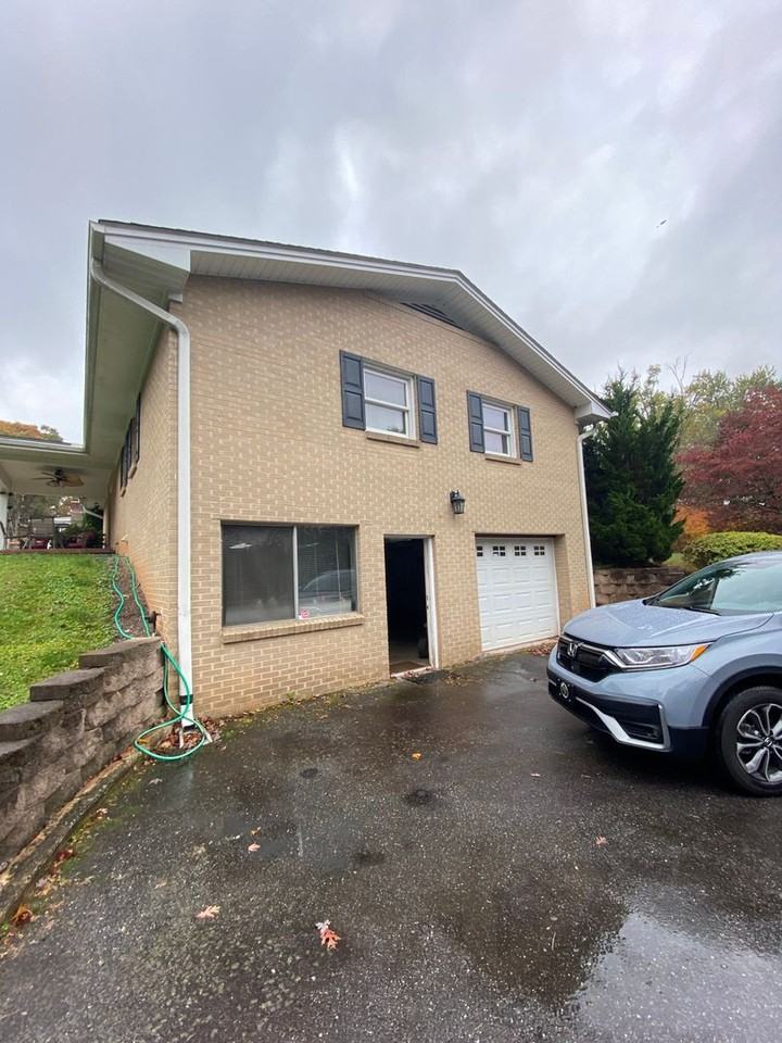 350 Pritchard Road - Photo 3 of 27