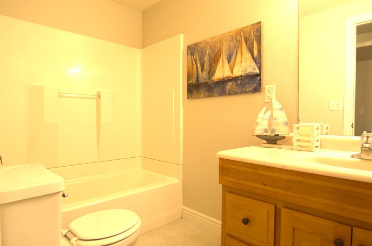 4044 South Lake Vista Drive - Photo 5 of 18