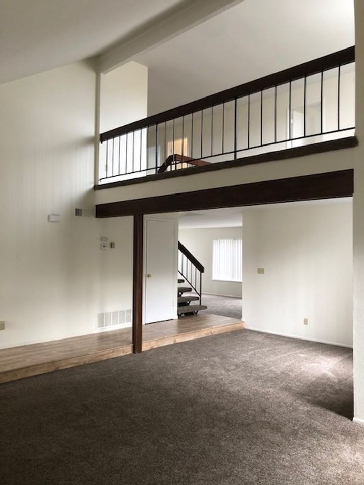 8405 Pallux Way - Photo 5 of 34