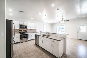 featured image of 1815 E 13th St