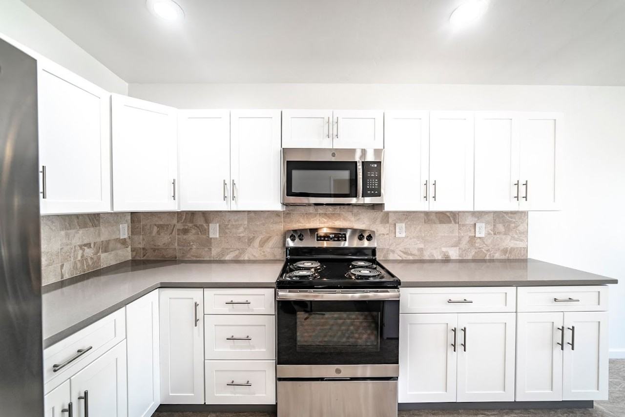 1815 E. 13th St. - Photo 4 of 18