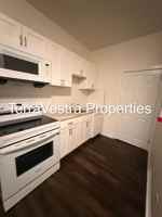 featured image of 293 N Laurel St