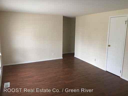 6798 Arnold Ave - Photo 2 of 19