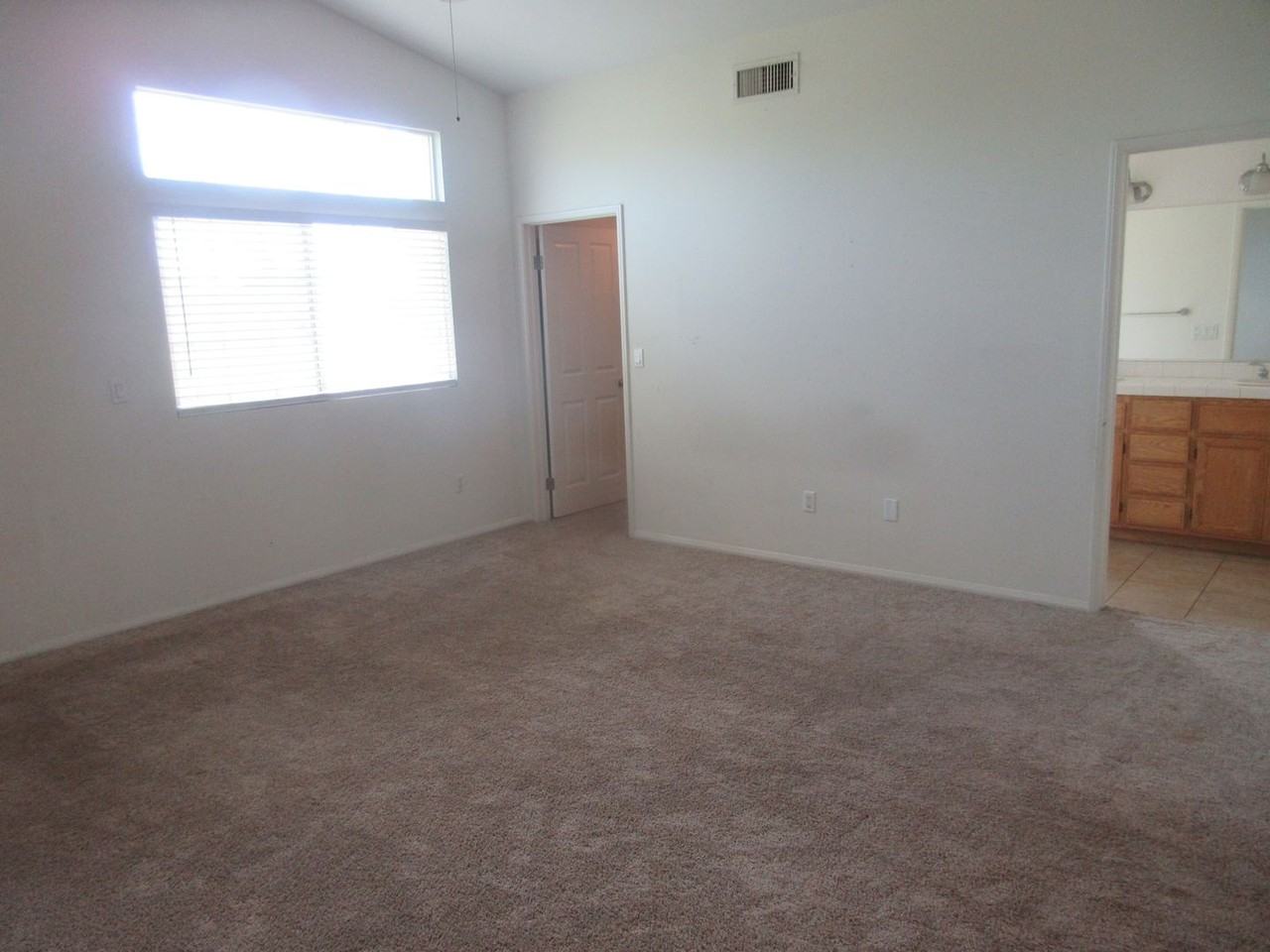 13280 Dronfield Avenue #18 - Photo 4 of 14