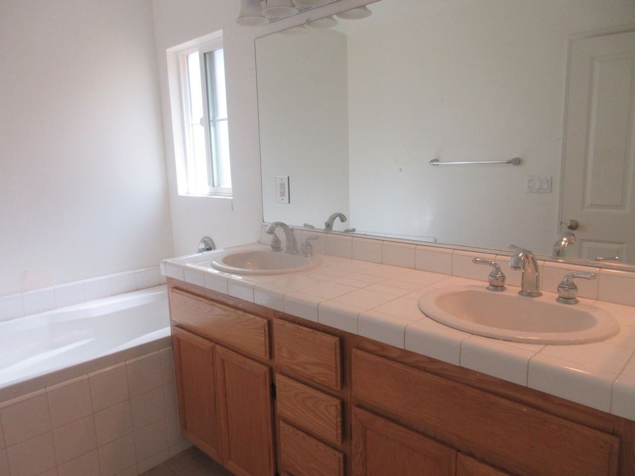 13280 Dronfield Avenue #18 - Photo 5 of 14