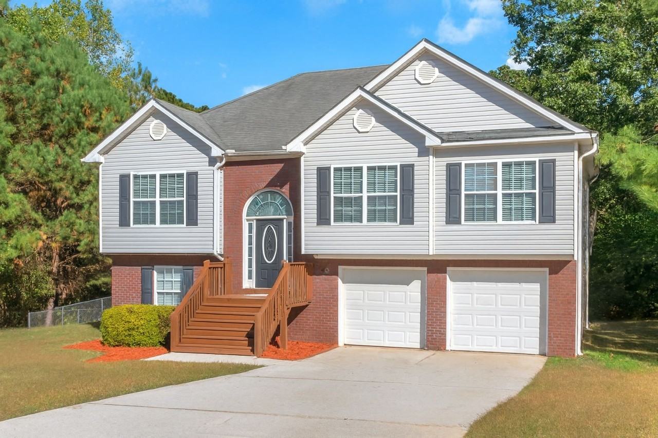 55 Pine Shadow Cir - Photo 2 of 32