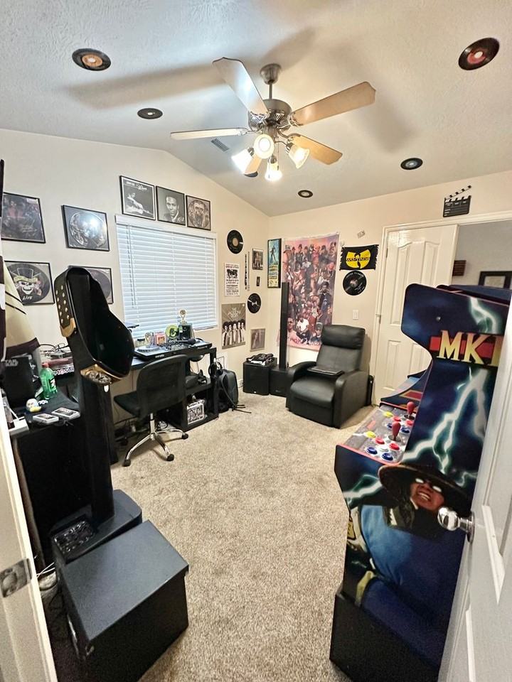 1529 W 1270 N - Photo 7 of 15