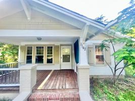 featured image of 1141 Montlieu Ave