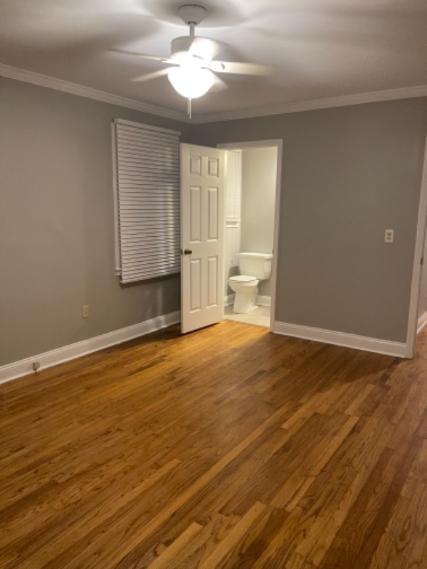 211 Drury Ln - Photo 7 of 12