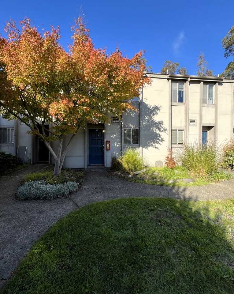 841 Bayside Rd - Photo 4 of 19