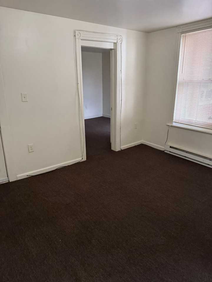 929 W Gordon Street - Photo 6 of 22