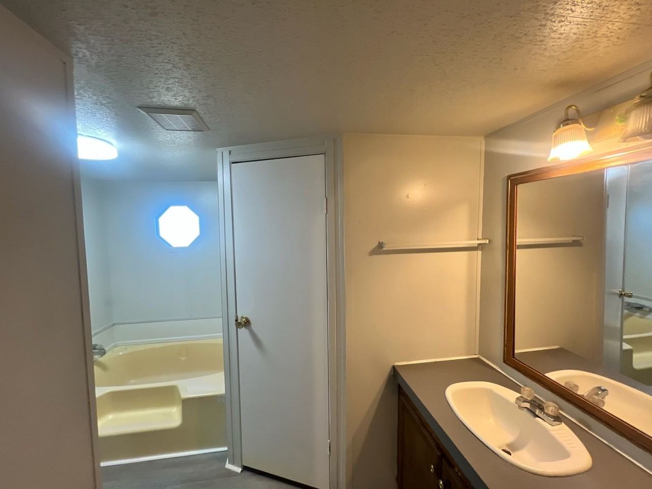 1625 S 5th St - Photo 3 of 13