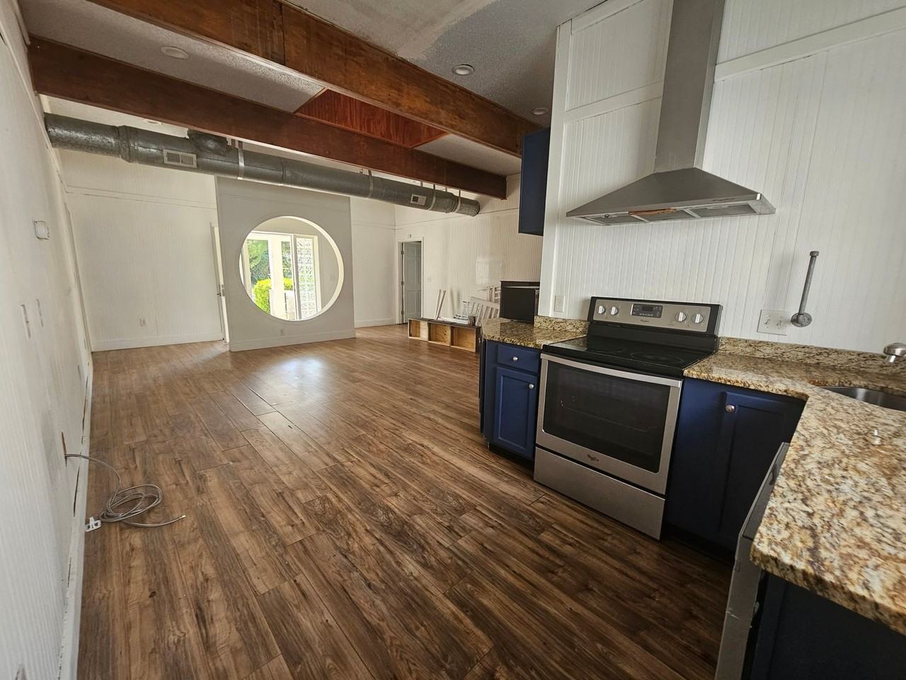 302 2nd Ave S - Photo 4 of 13