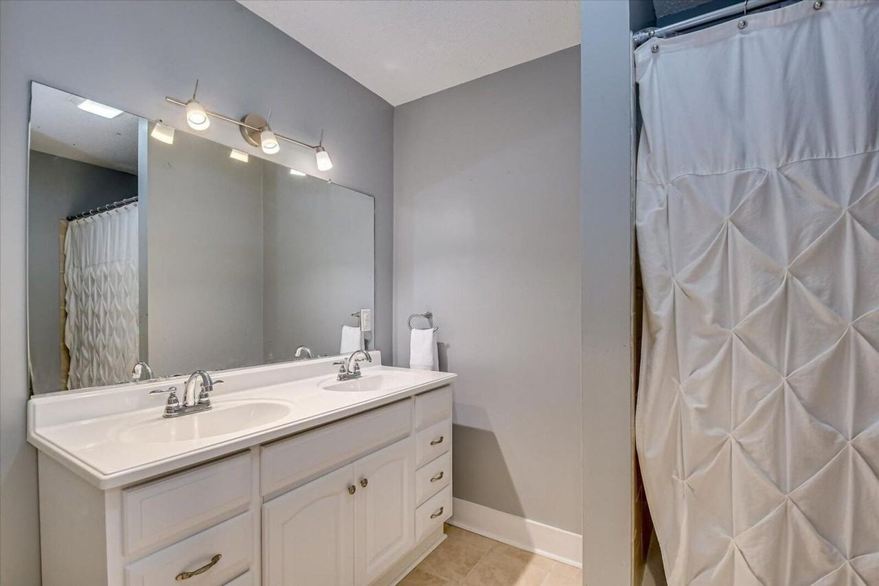 707 Bransford Road - Photo 2 of 19