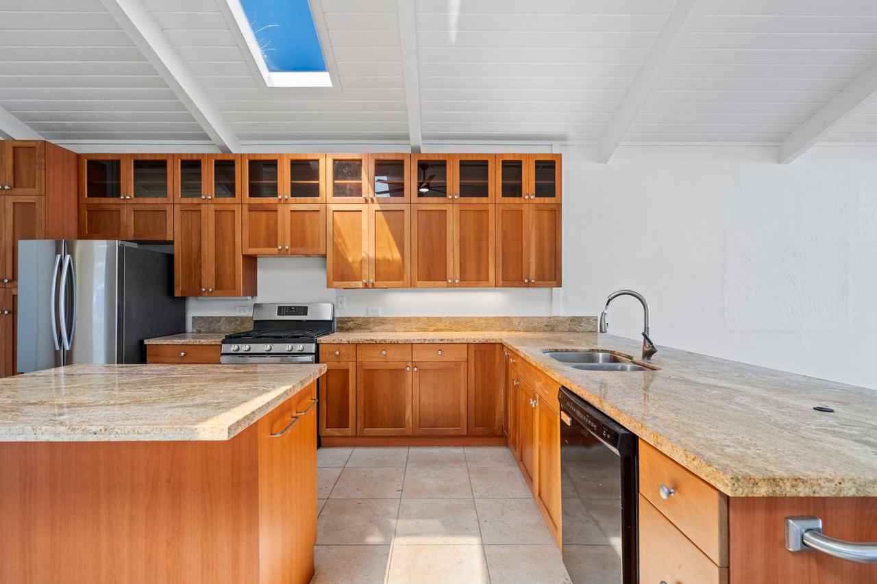 561 Kaleo Pl - Photo 2 of 19