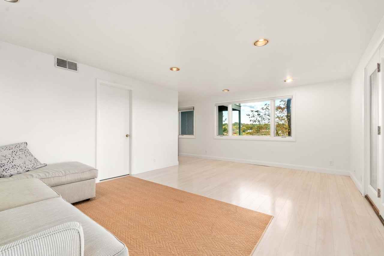 23 Ocean Street - Photo 6 of 39