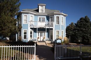 7207 Grandview Ave – Historic Studio & 1 - Photo 1 of 1