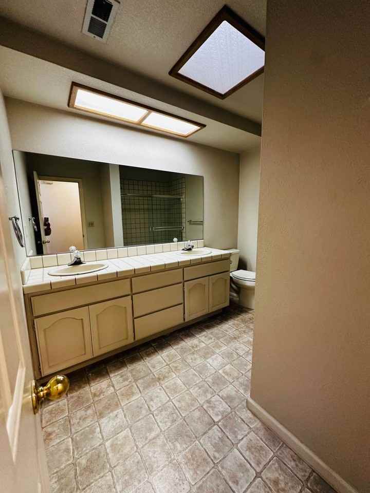 1518 Sutter Creek Drive - Photo 5 of 11