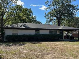 featured image of 202 Collins Ave