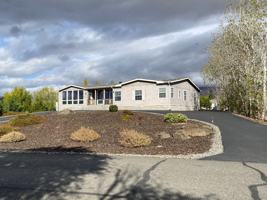 featured image of 407 Sunridge Ave