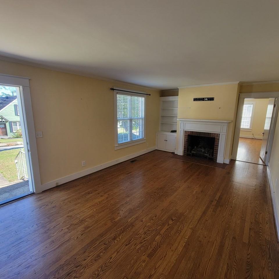 107 Lind St - Photo 3 of 16