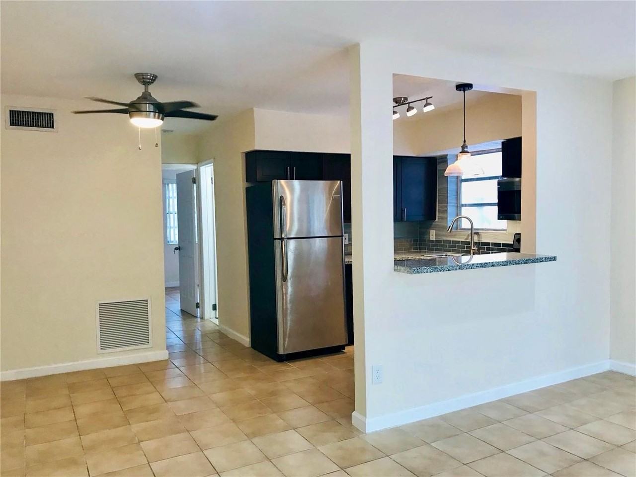 521 Ne 62nd St #4 - Photo 2 of 13