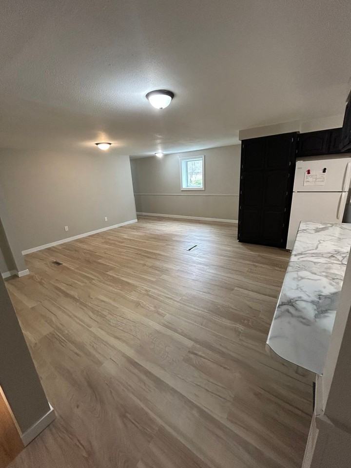 513 Washington Street - Photo 3 of 10