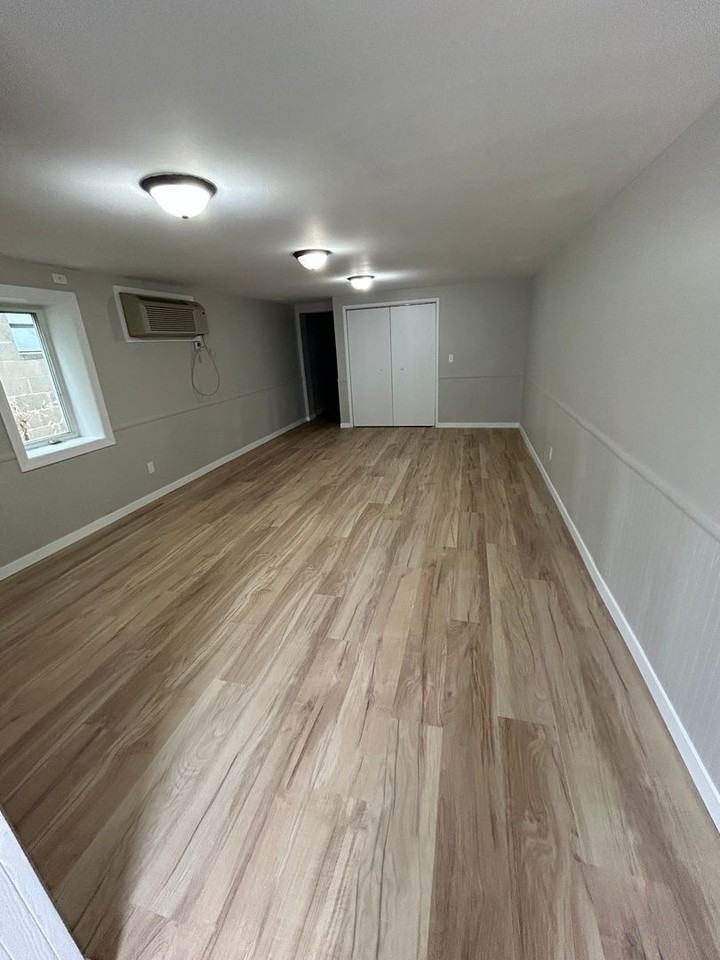 513 Washington Street - Photo 7 of 10